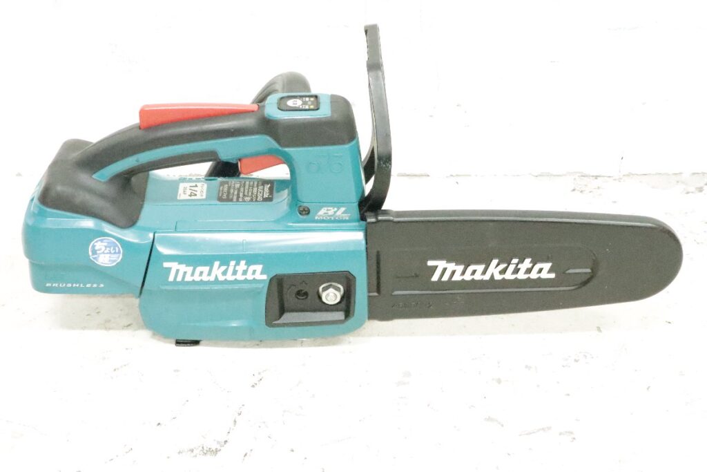 マキタ、チェーンソー